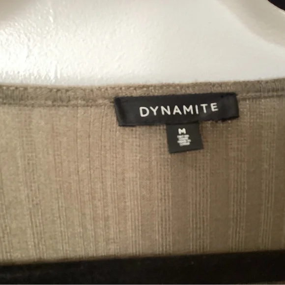 Dynamite Top - Picture 3 of 4